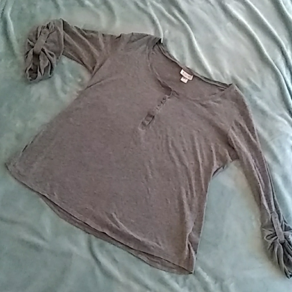 Mossimo Gray Womens 3/4 sleeve stretch shirt large